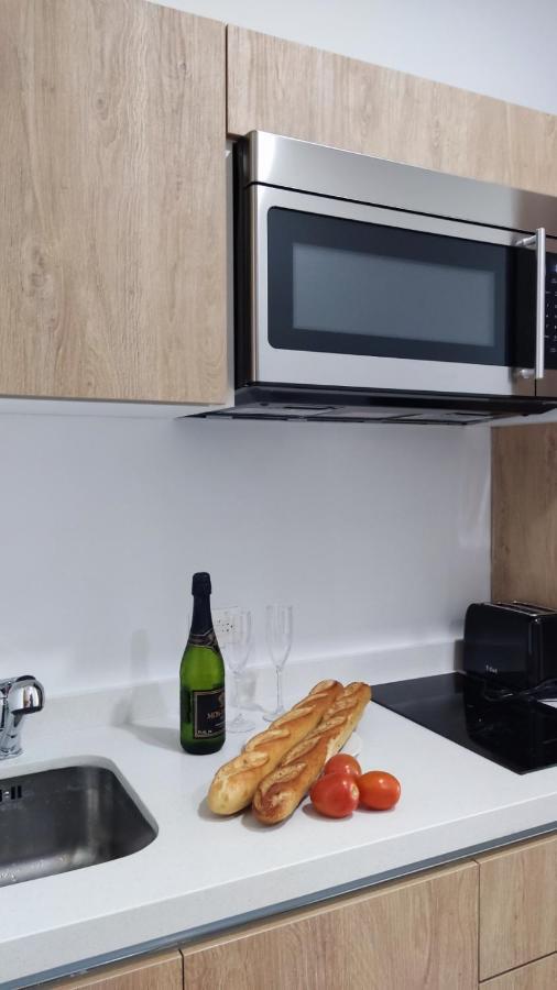 Luxury Suites , Calle 14th Apartamento